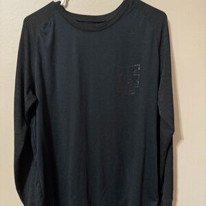 260 — American Eagle 360° Extreme Flex Long Sleeve | Black Active Tee | Men’ Med